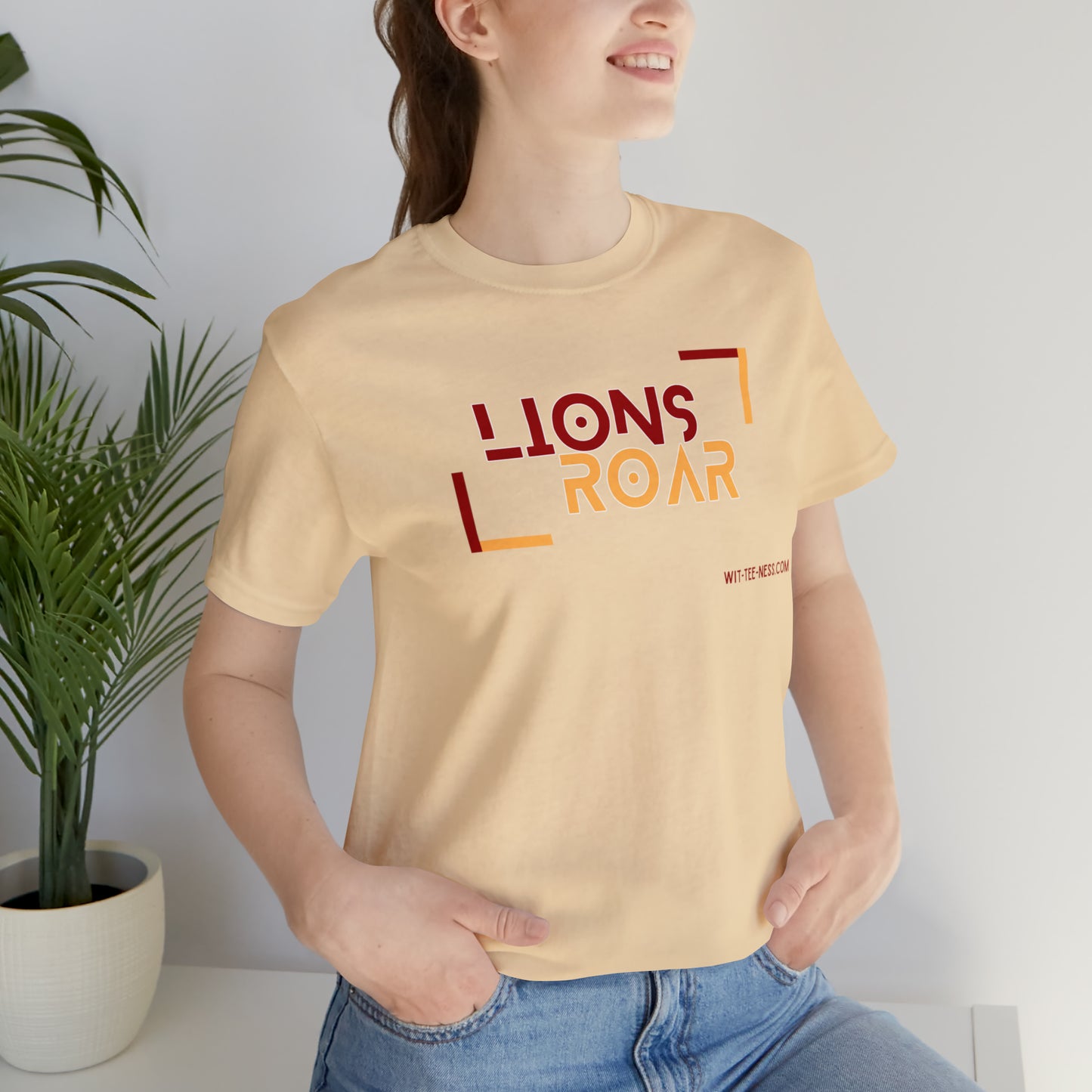 Unisex Jersey Short Sleeve Tee 'Lions Roar'